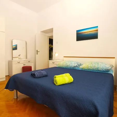 Apartment Oriana 792 *